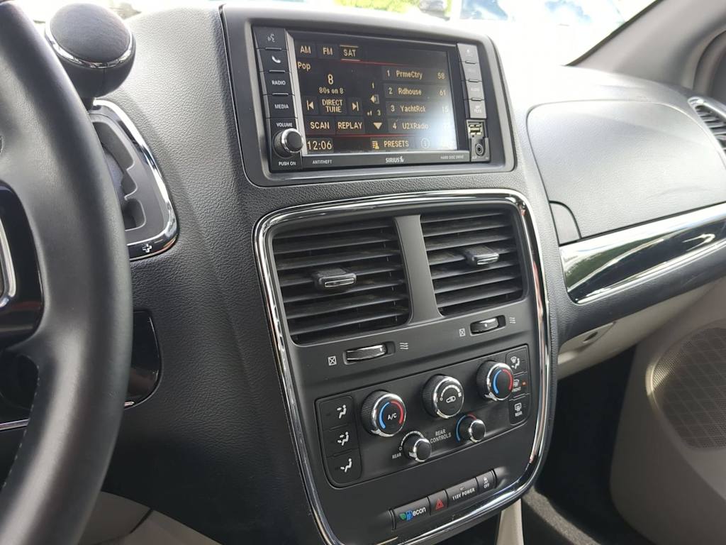 Thumbnail: 2014 Dodge Grand Caravan - 14