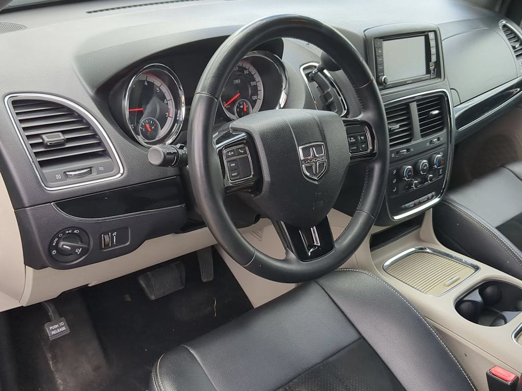 Thumbnail: 2014 Dodge Grand Caravan - 2