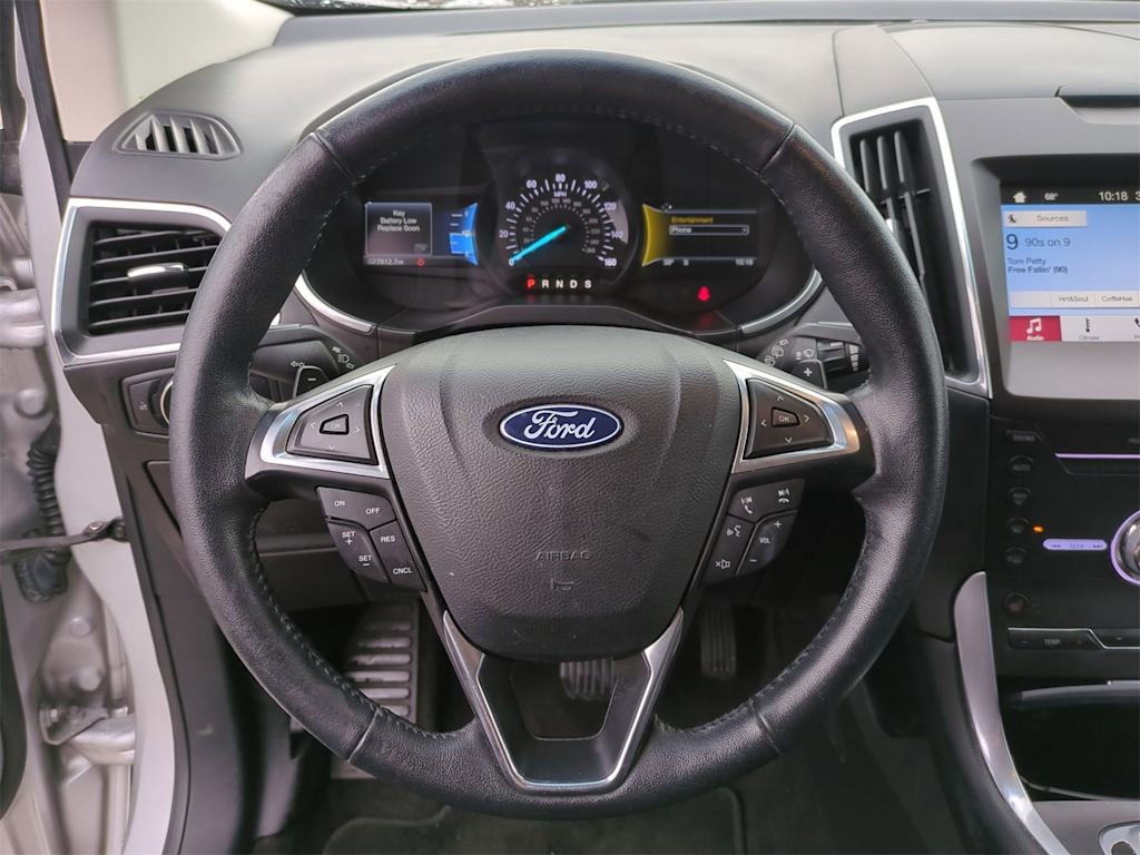 2018 Ford Edge Titanium 12