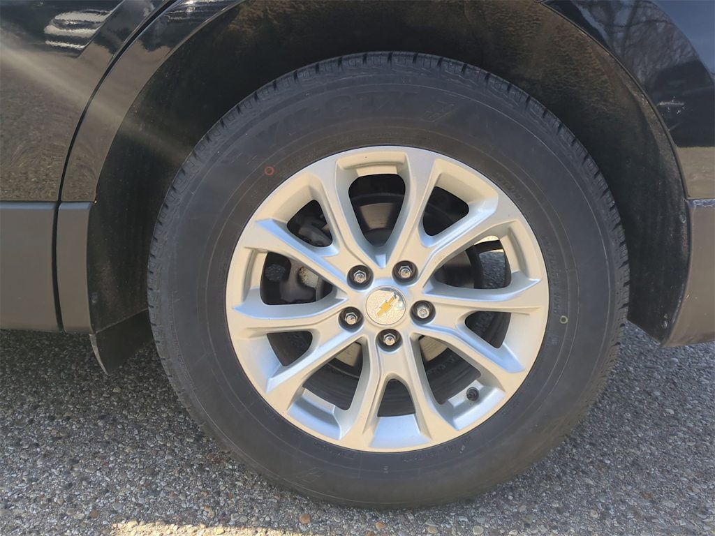 2018 Chevrolet Equinox LT 8