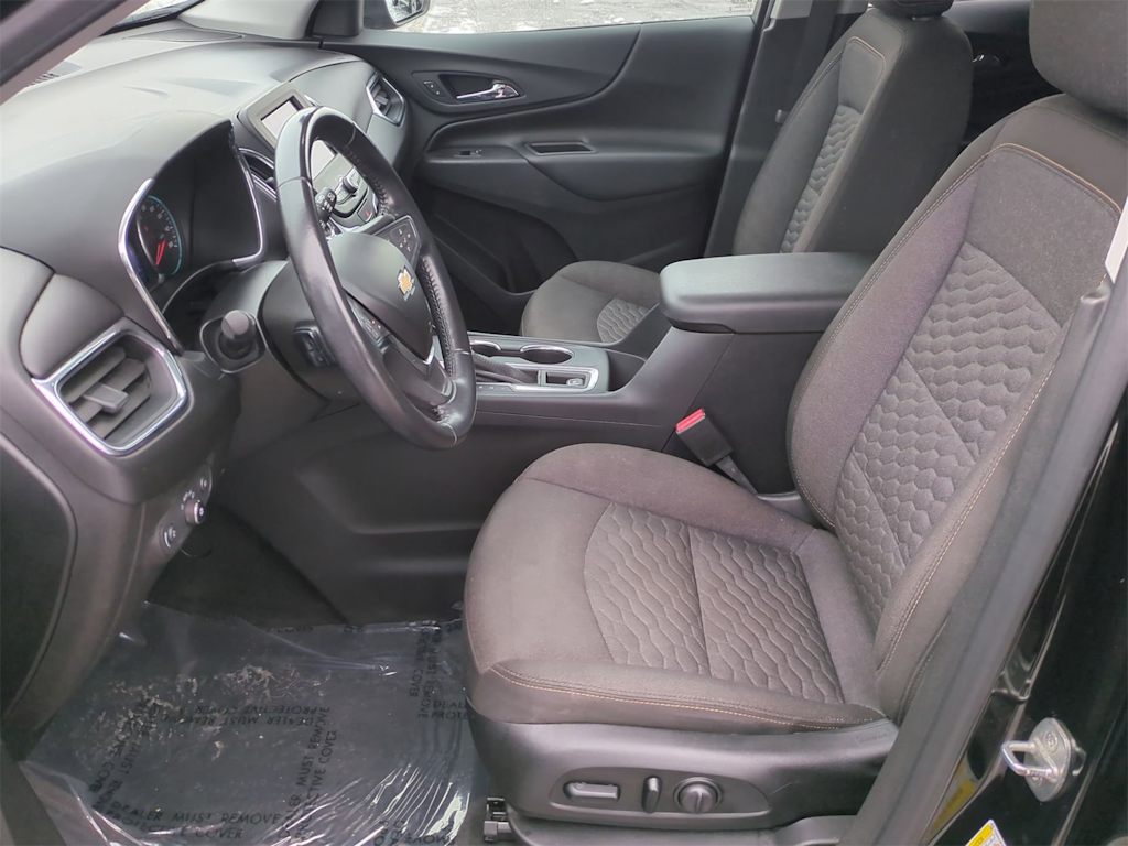 Thumbnail: 2020 Chevrolet Equinox - 10