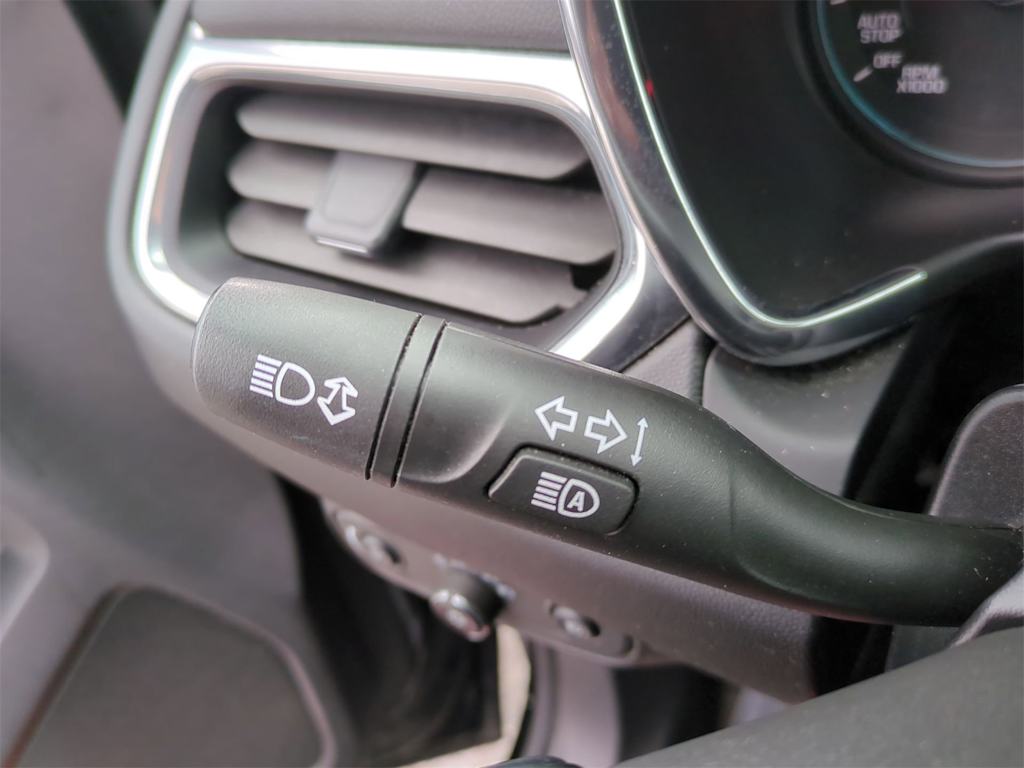 Thumbnail: 2020 Chevrolet Equinox - 15