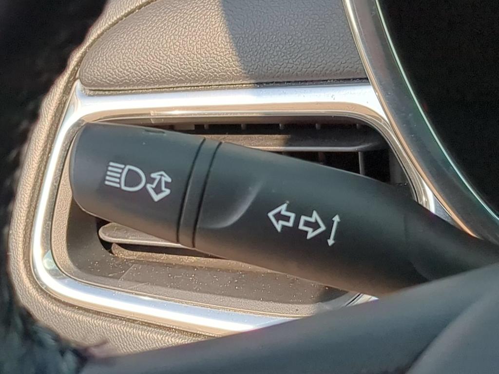 Thumbnail: 2019 Chevrolet Equinox - 29