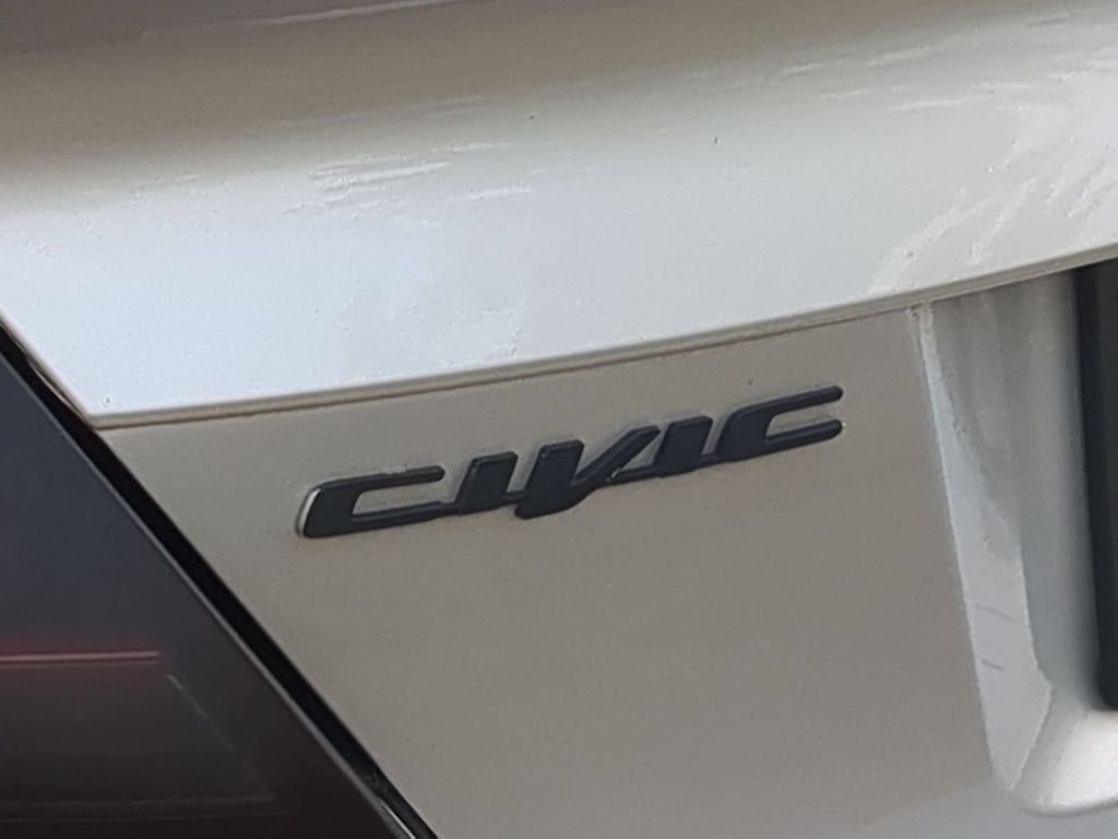 Thumbnail: 2015 Honda Civic - 23