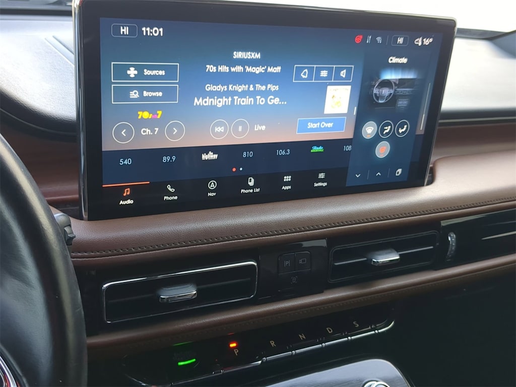 Thumbnail: 2022 Lincoln Nautilus - 14