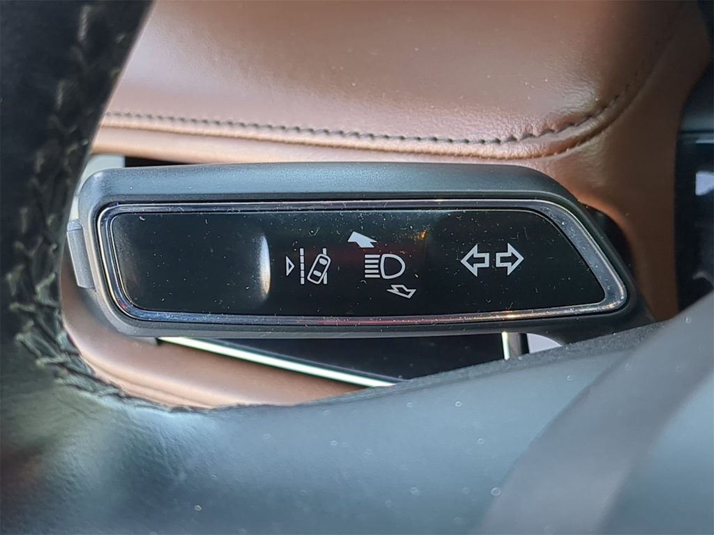 Thumbnail: 2022 Lincoln Nautilus - 17