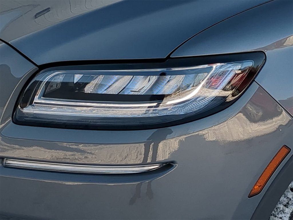 Thumbnail: 2022 Lincoln Nautilus - 30