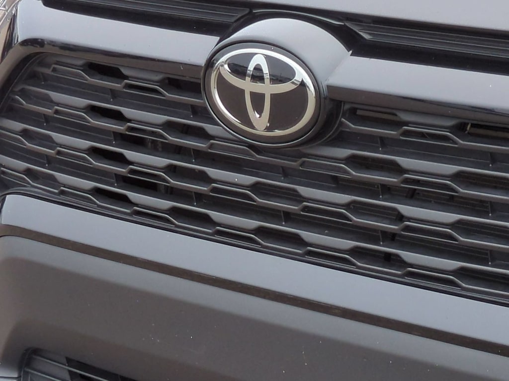 Thumbnail: 2024 Toyota RAV4 - 7