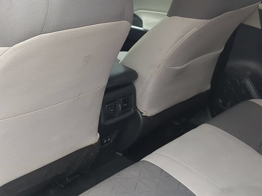 Thumbnail: 2021 Toyota RAV4 - 26
