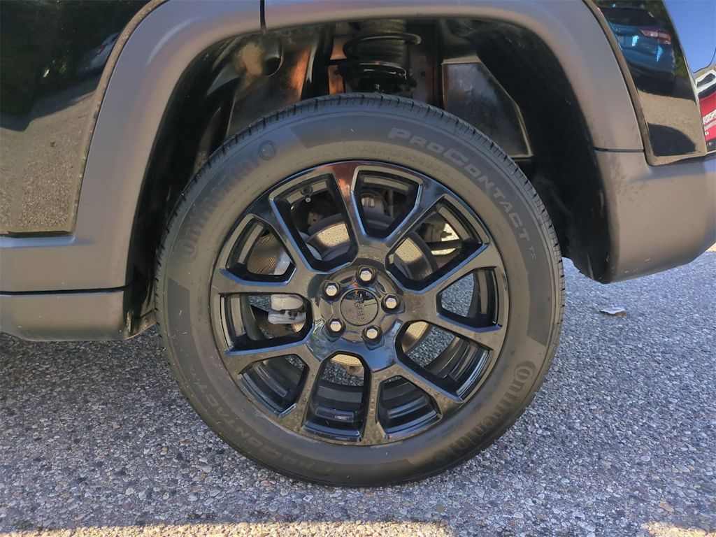 Thumbnail: 2022 Jeep Compass - 8