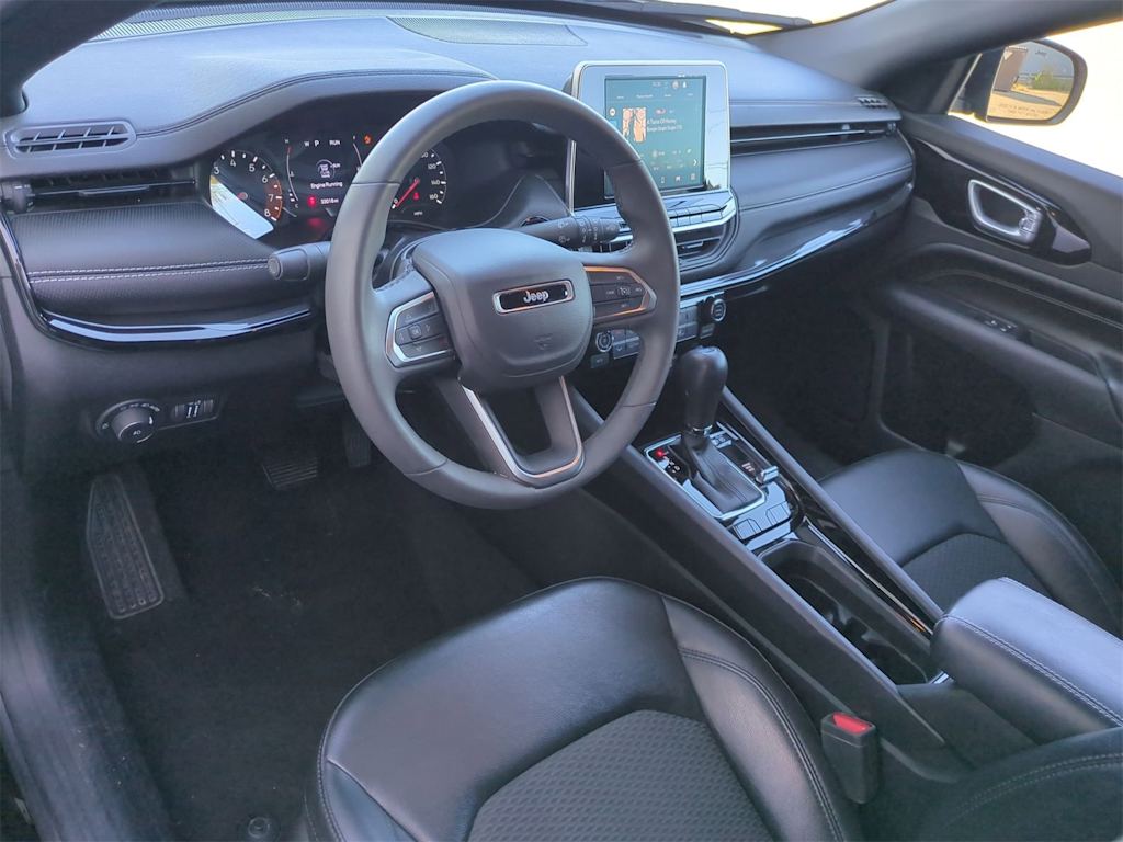 Thumbnail: 2022 Jeep Compass - 2