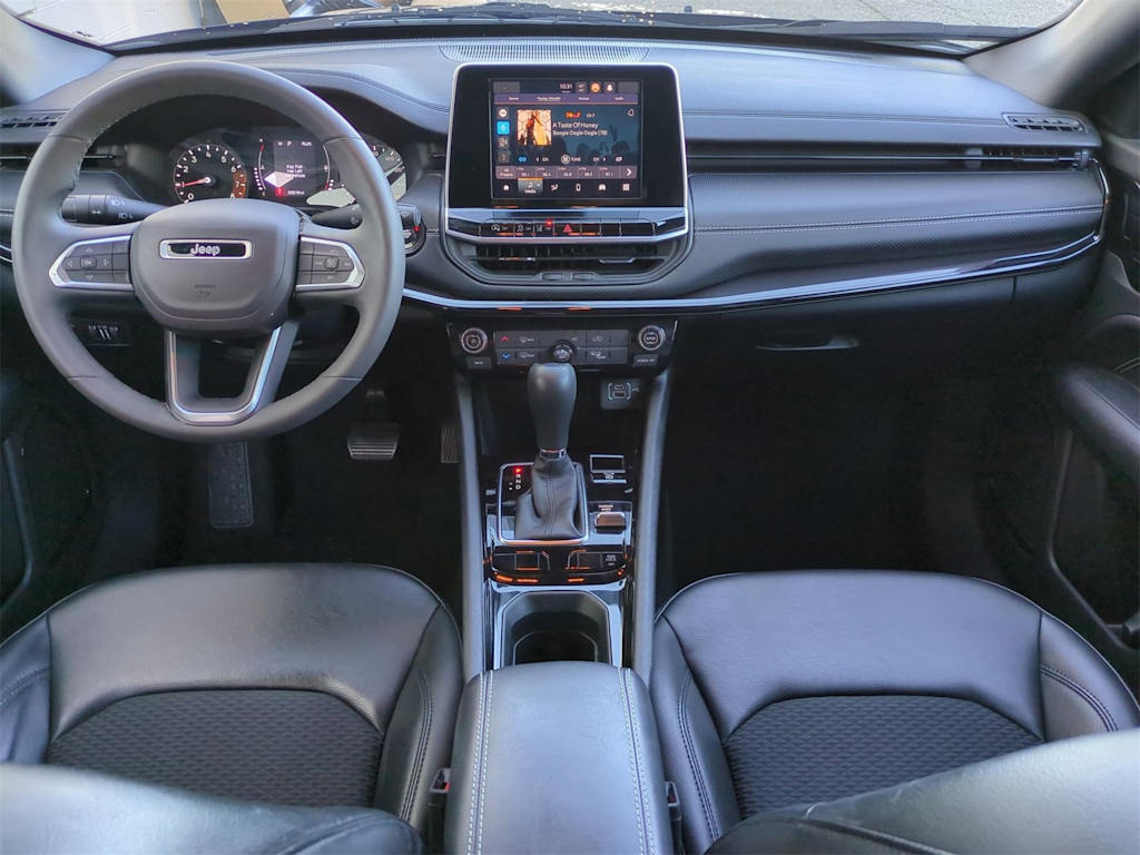 Thumbnail: 2022 Jeep Compass - 9