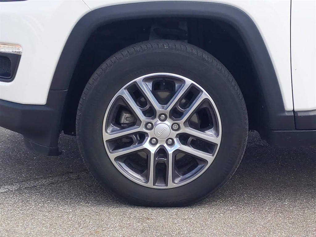 2020 Jeep Compass Latitude 8