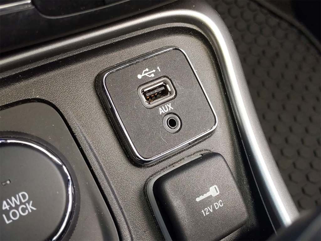 2020 Jeep Compass Latitude 34