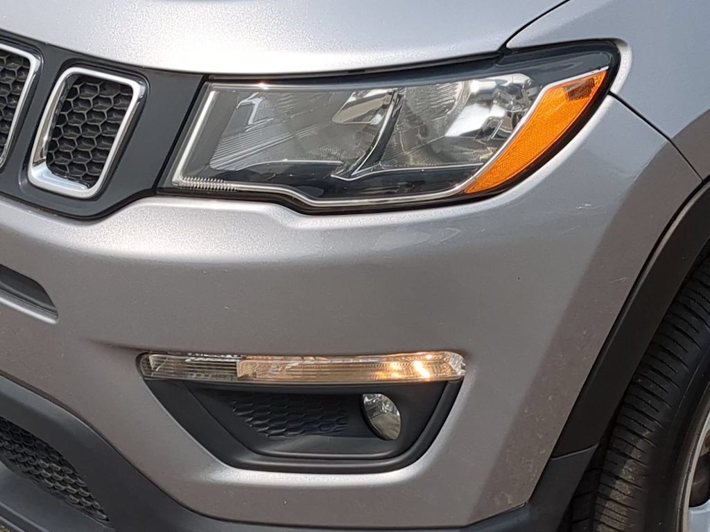 Thumbnail: 2019 Jeep Compass - 23
