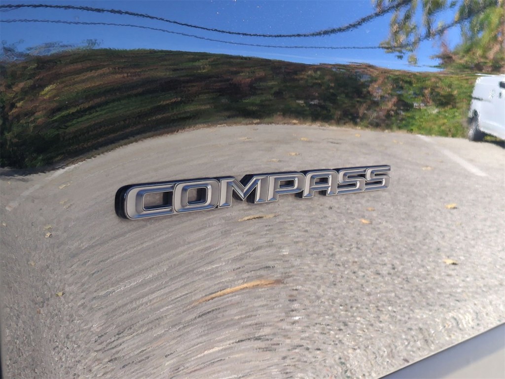 Thumbnail: 2022 Jeep Compass - 6