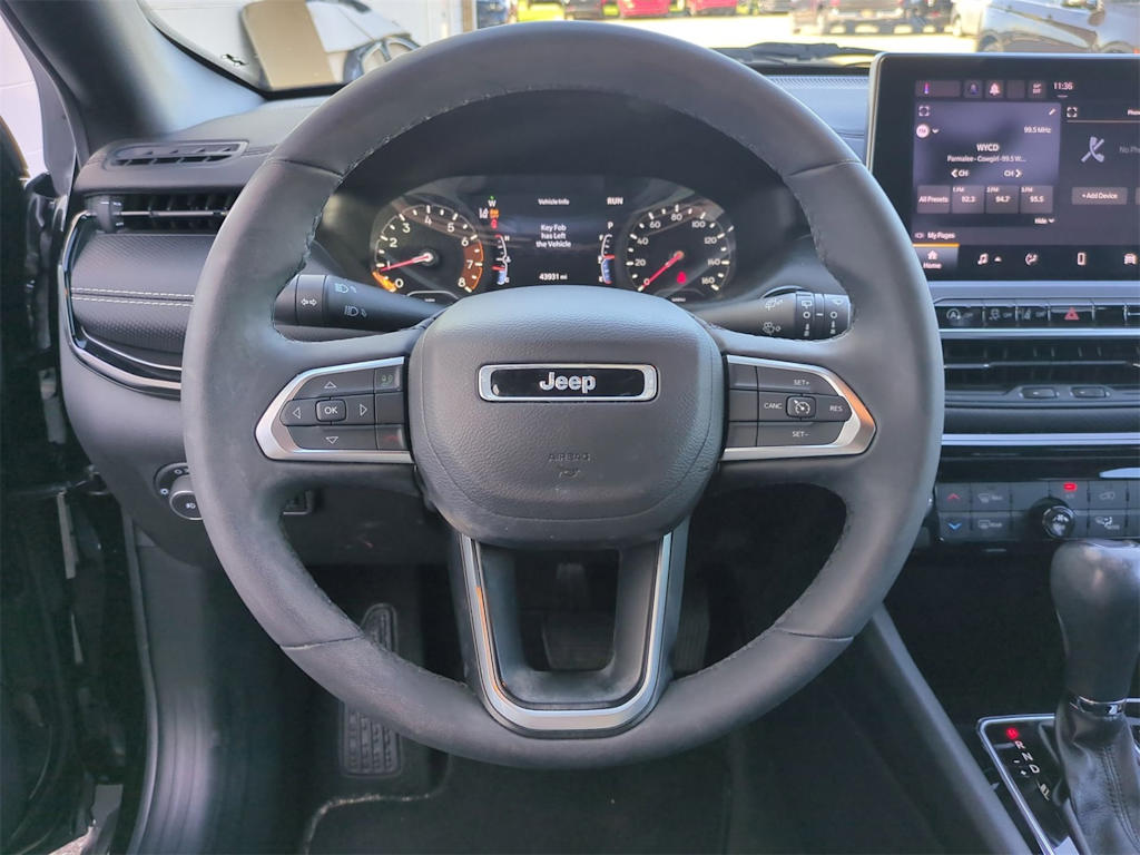 Thumbnail: 2022 Jeep Compass - 12