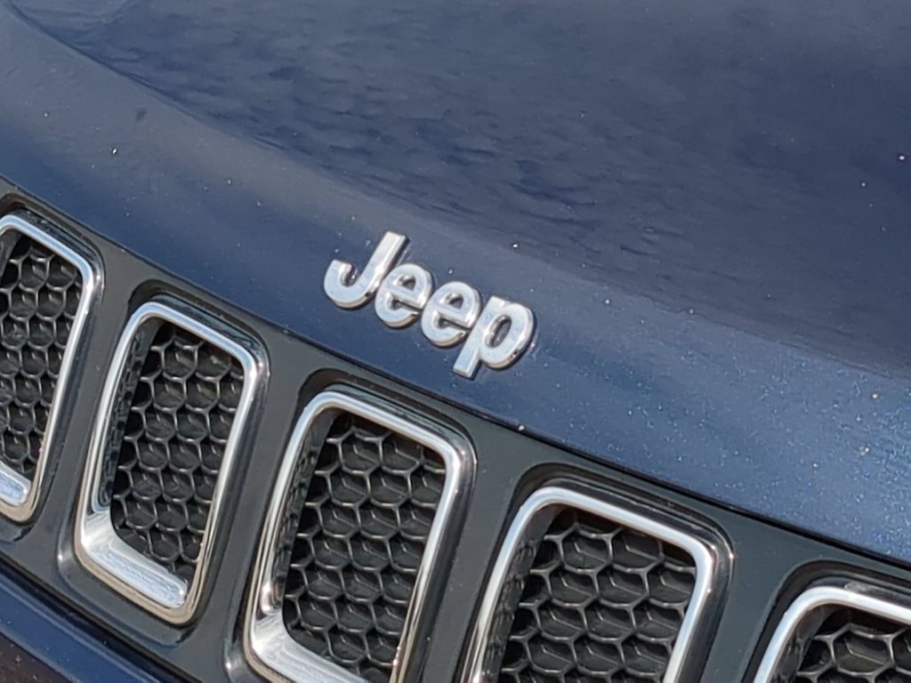 Thumbnail: 2019 Jeep Compass - 6