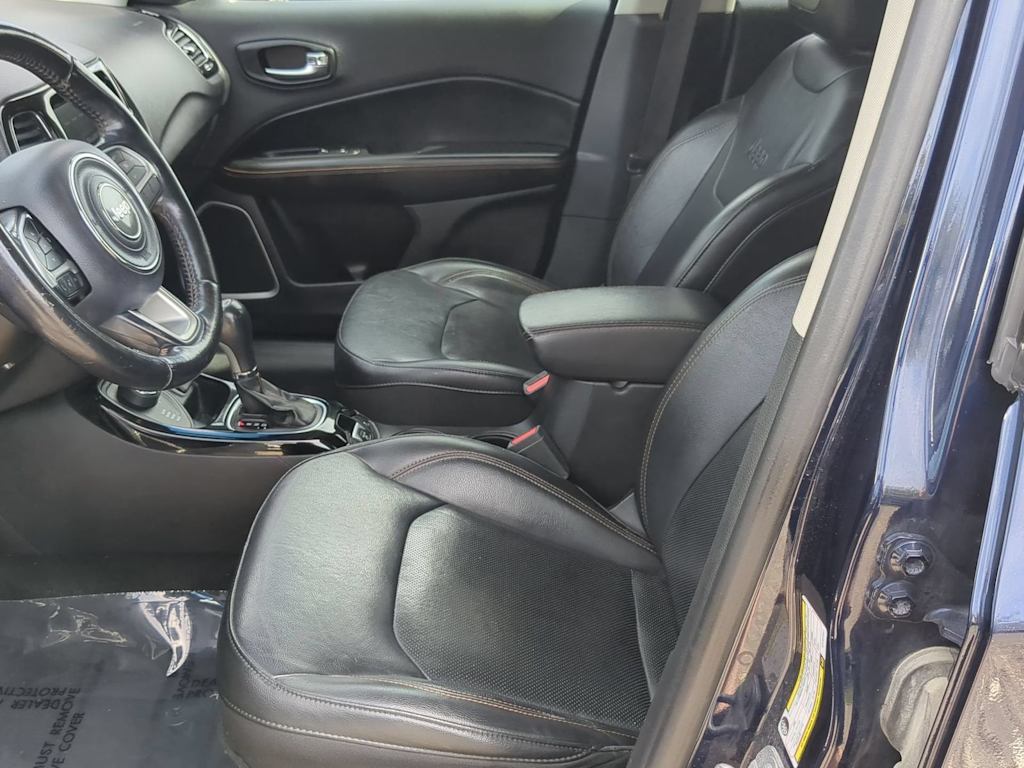 Thumbnail: 2019 Jeep Compass - 9