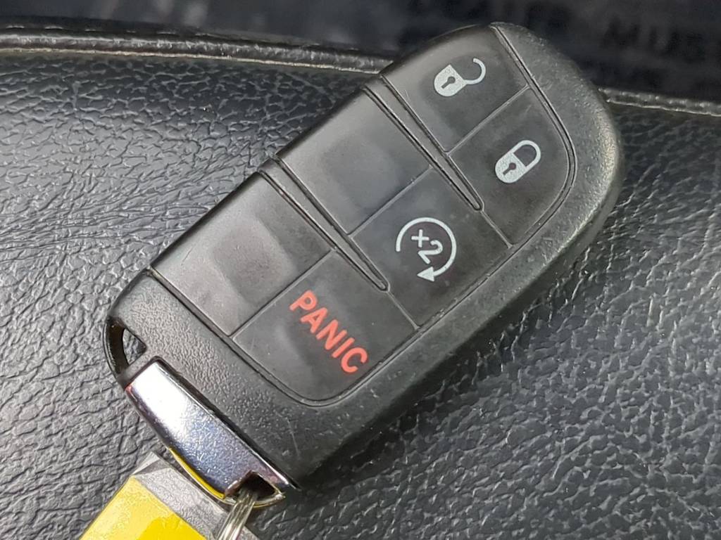 Thumbnail: 2019 Jeep Compass - 16