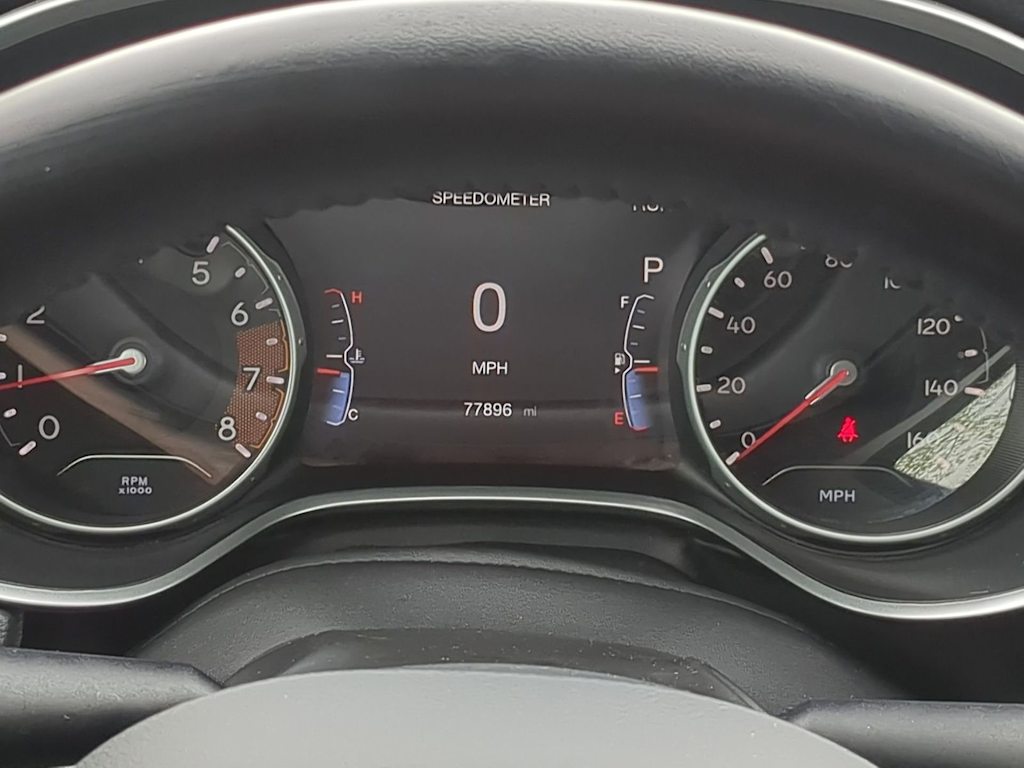 Thumbnail: 2018 Jeep Compass - 16