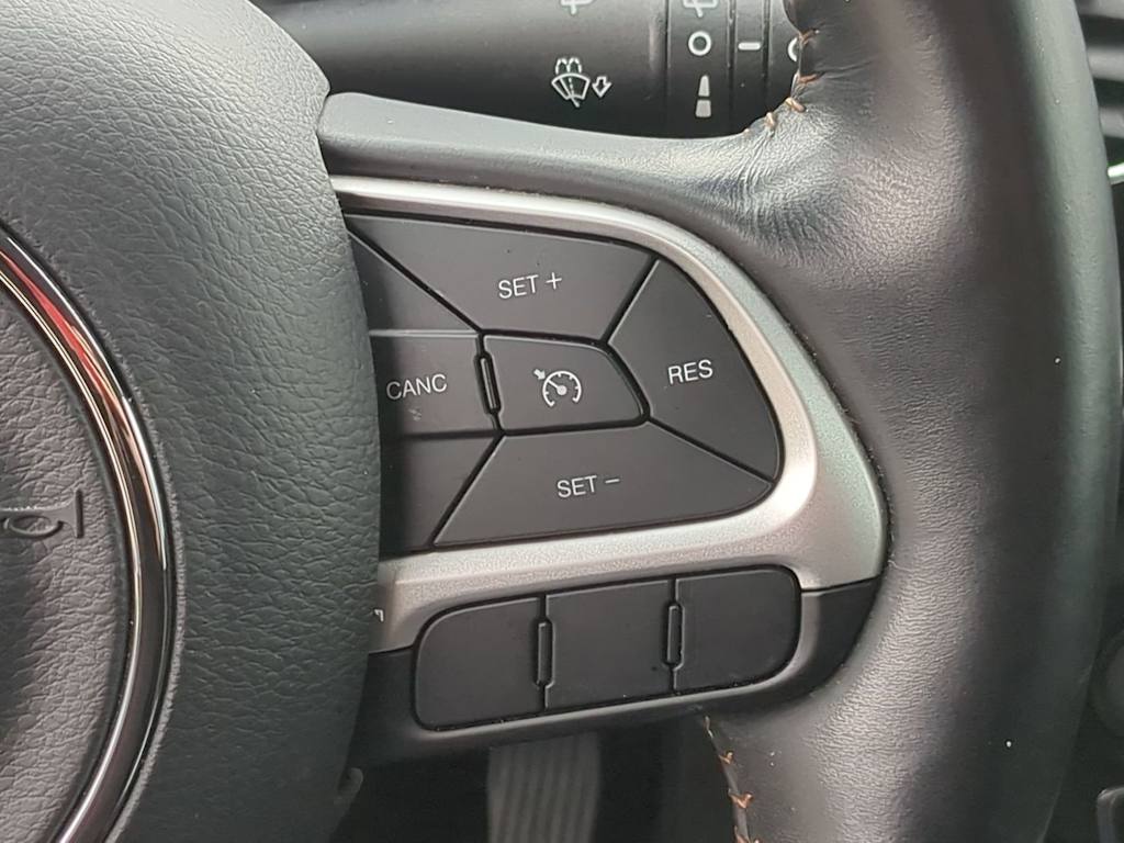 Thumbnail: 2018 Jeep Compass - 30