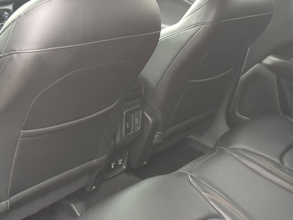 Thumbnail: 2018 Jeep Compass - 12