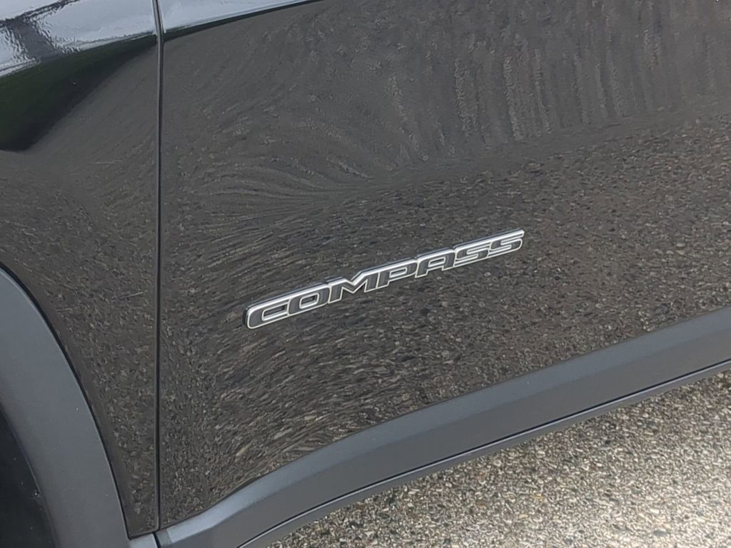 Thumbnail: 2018 Jeep Compass - 25