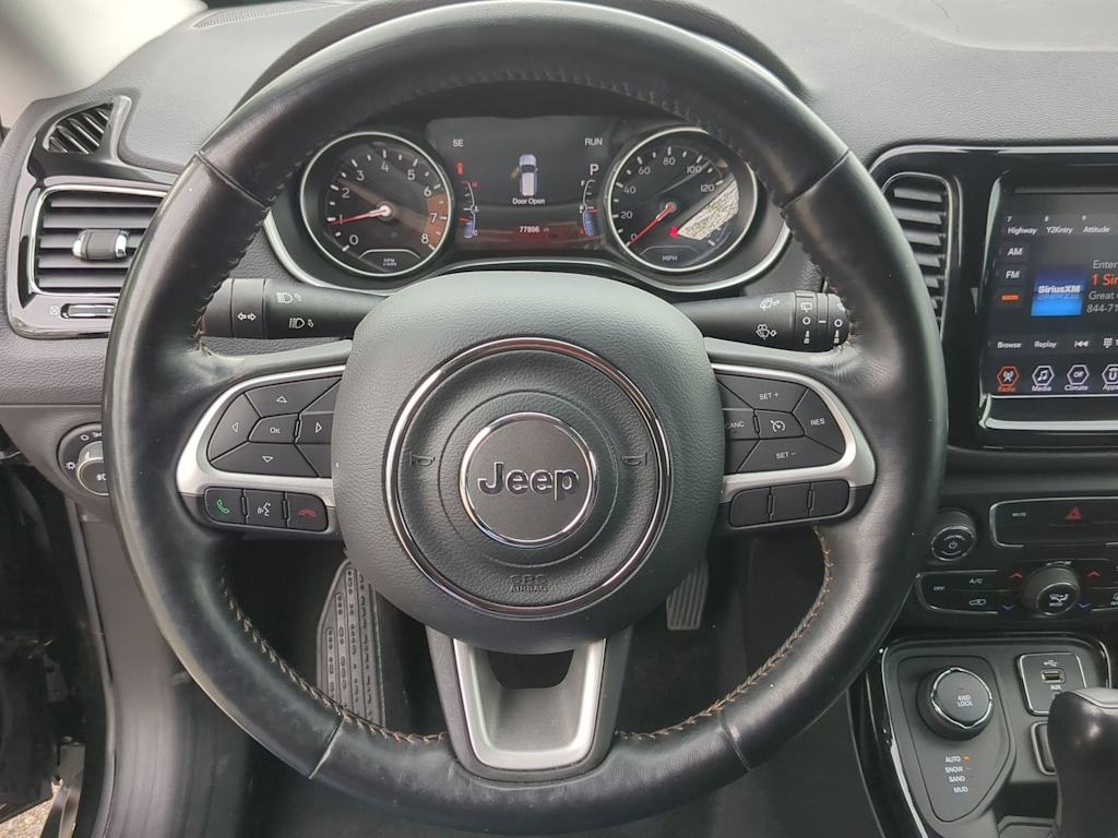 Thumbnail: 2018 Jeep Compass - 13