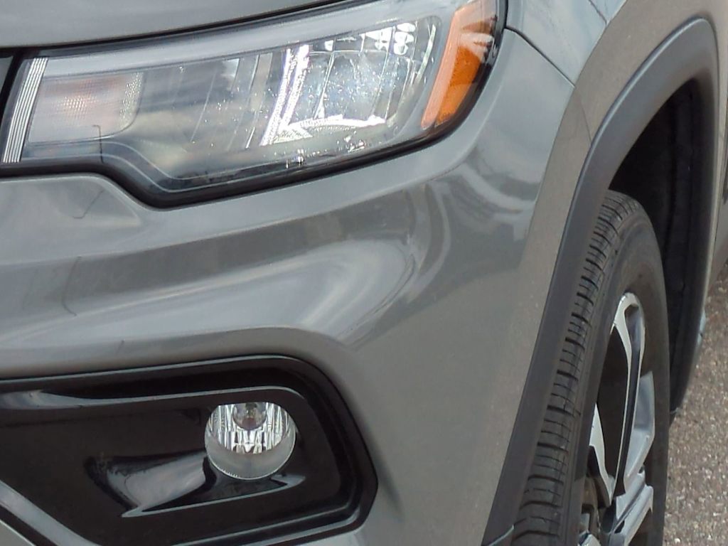 Thumbnail: 2022 Jeep Compass - 25