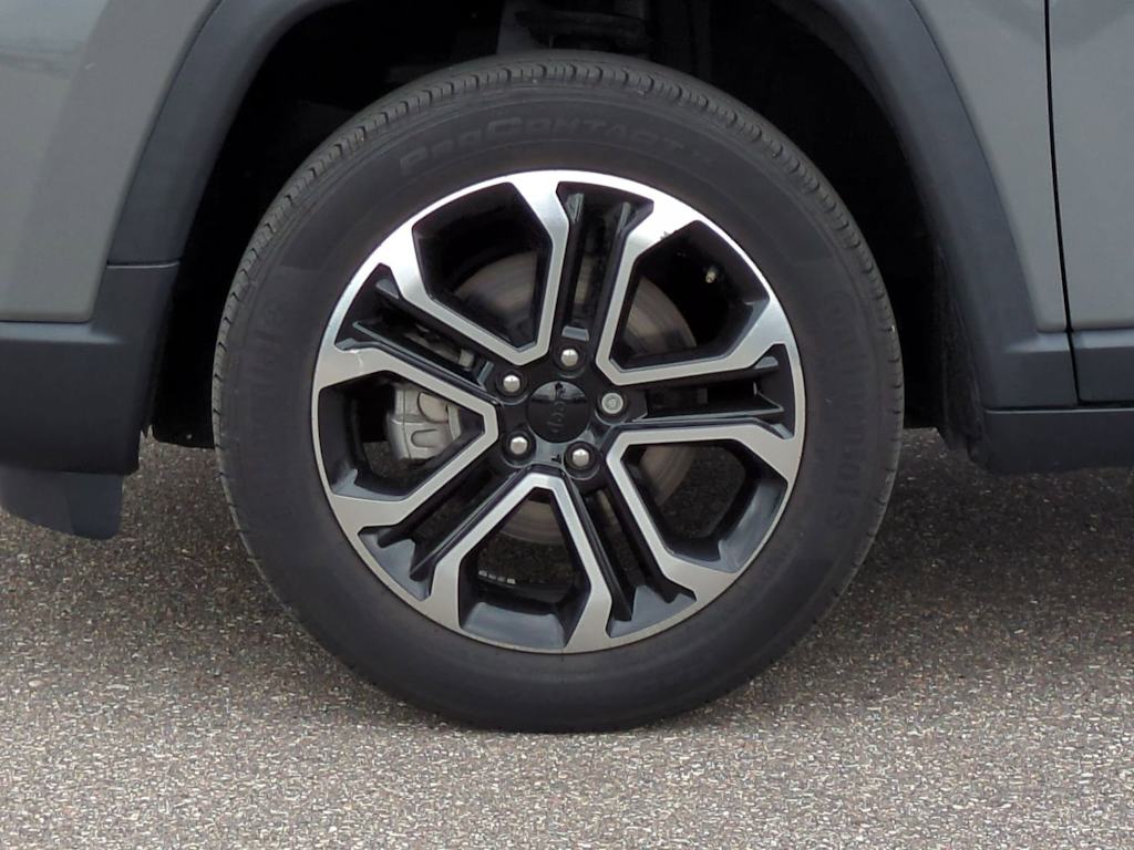 Thumbnail: 2022 Jeep Compass - 8