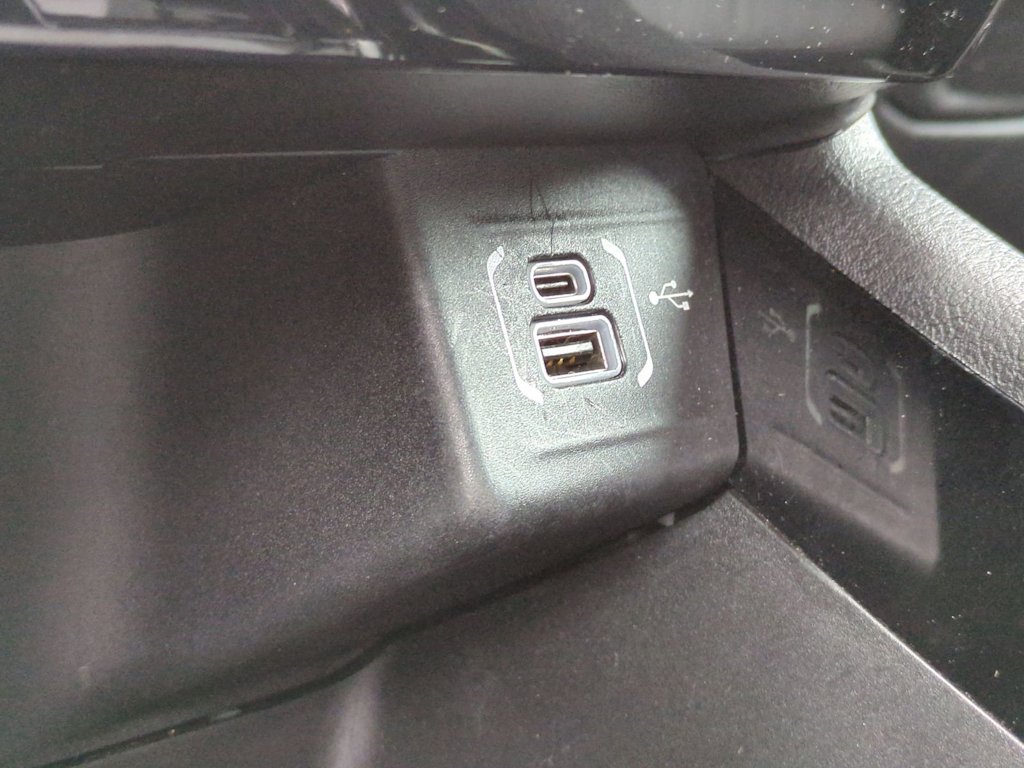 Thumbnail: 2022 Jeep Compass - 35