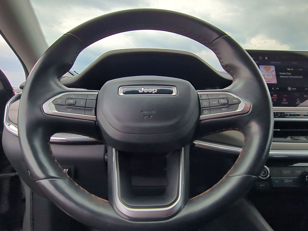 Thumbnail: 2022 Jeep Compass - 14