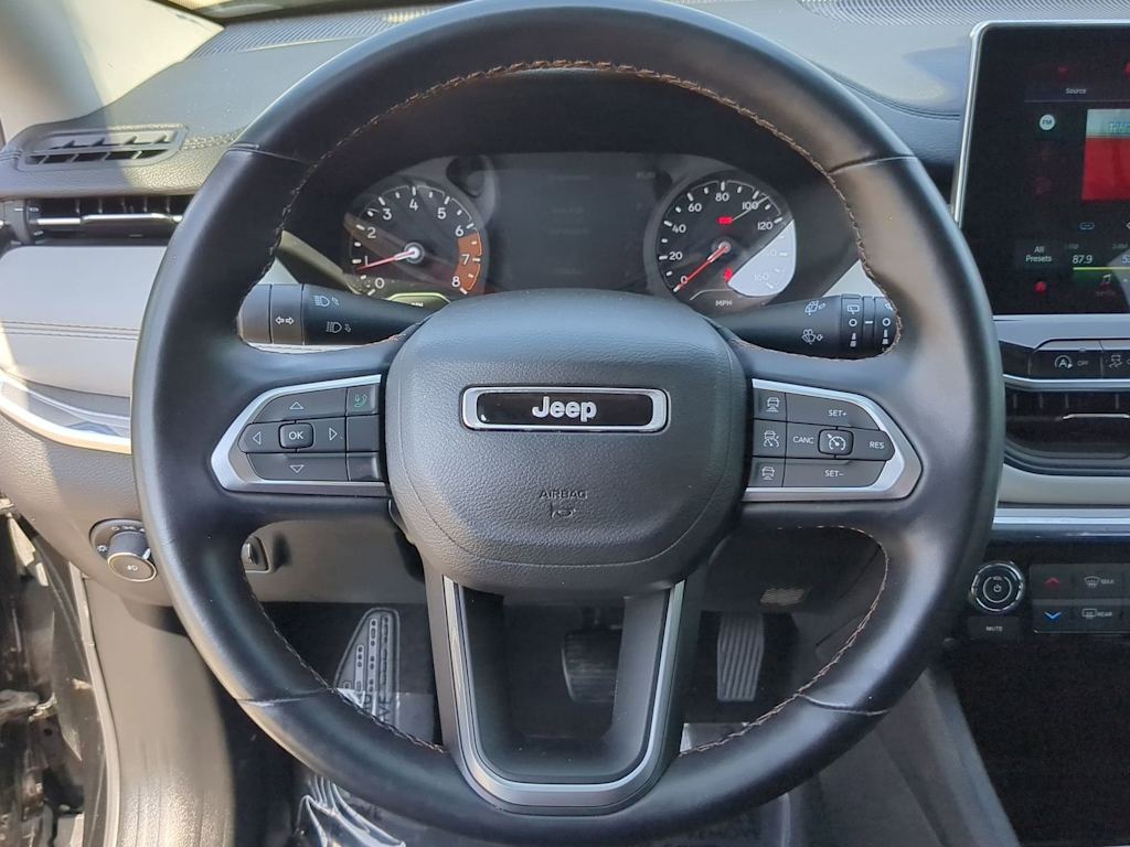 Thumbnail: 2022 Jeep Compass - 12