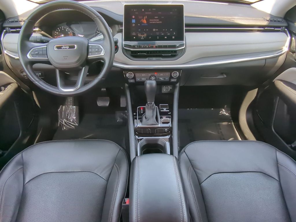 Thumbnail: 2022 Jeep Compass - 8