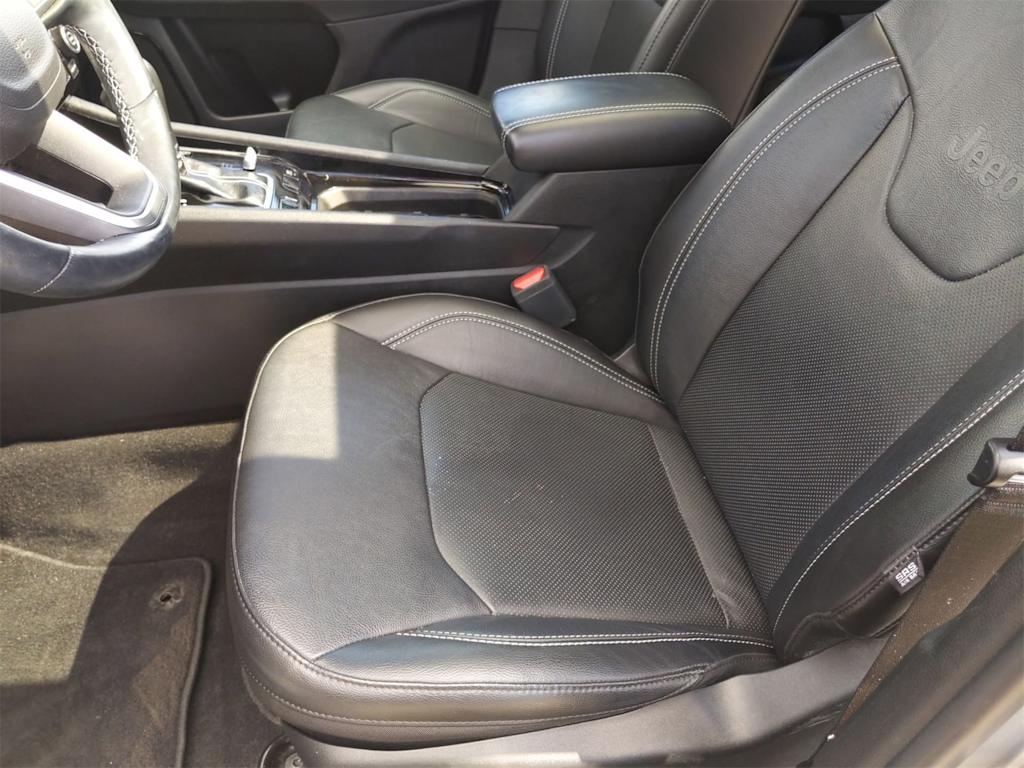 2022 Jeep Compass Limited 11