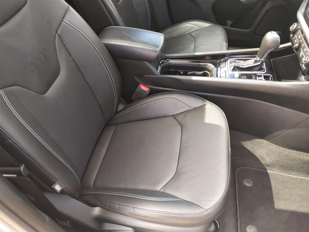 2022 Jeep Compass Limited 28