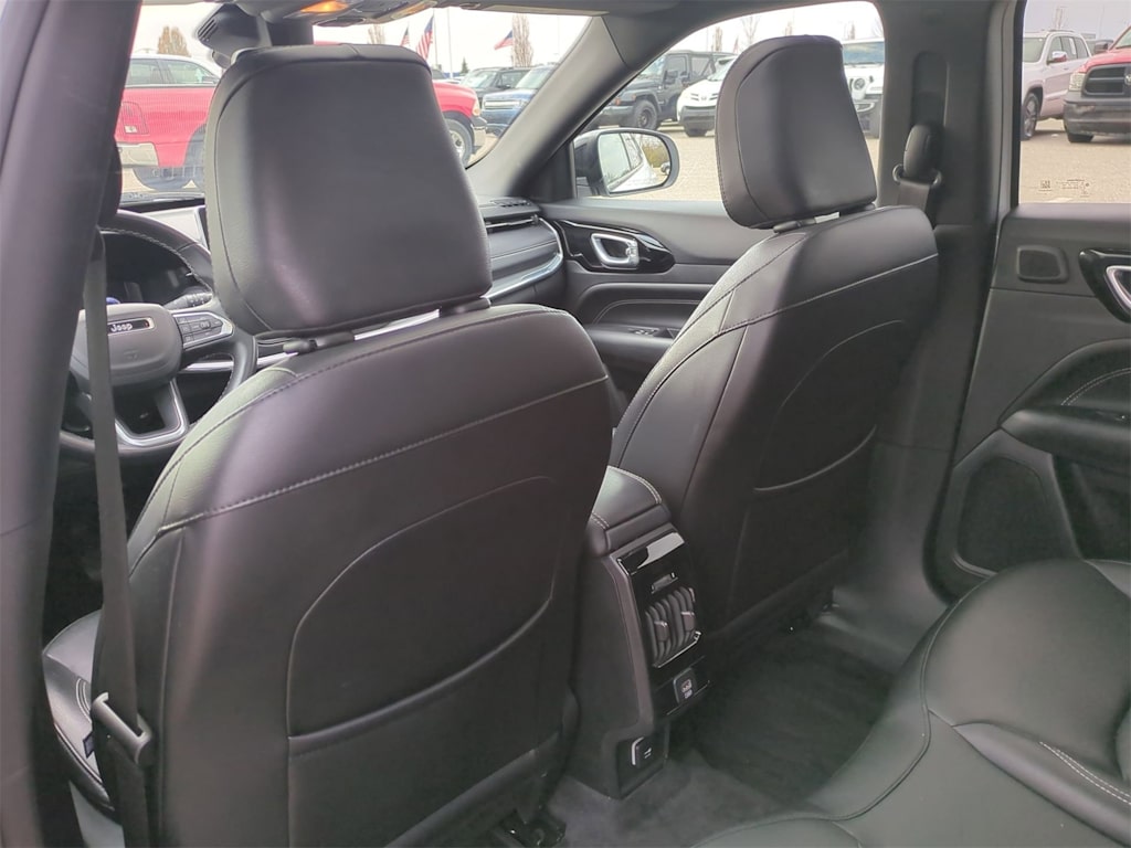 Thumbnail: 2022 Jeep Compass - 11