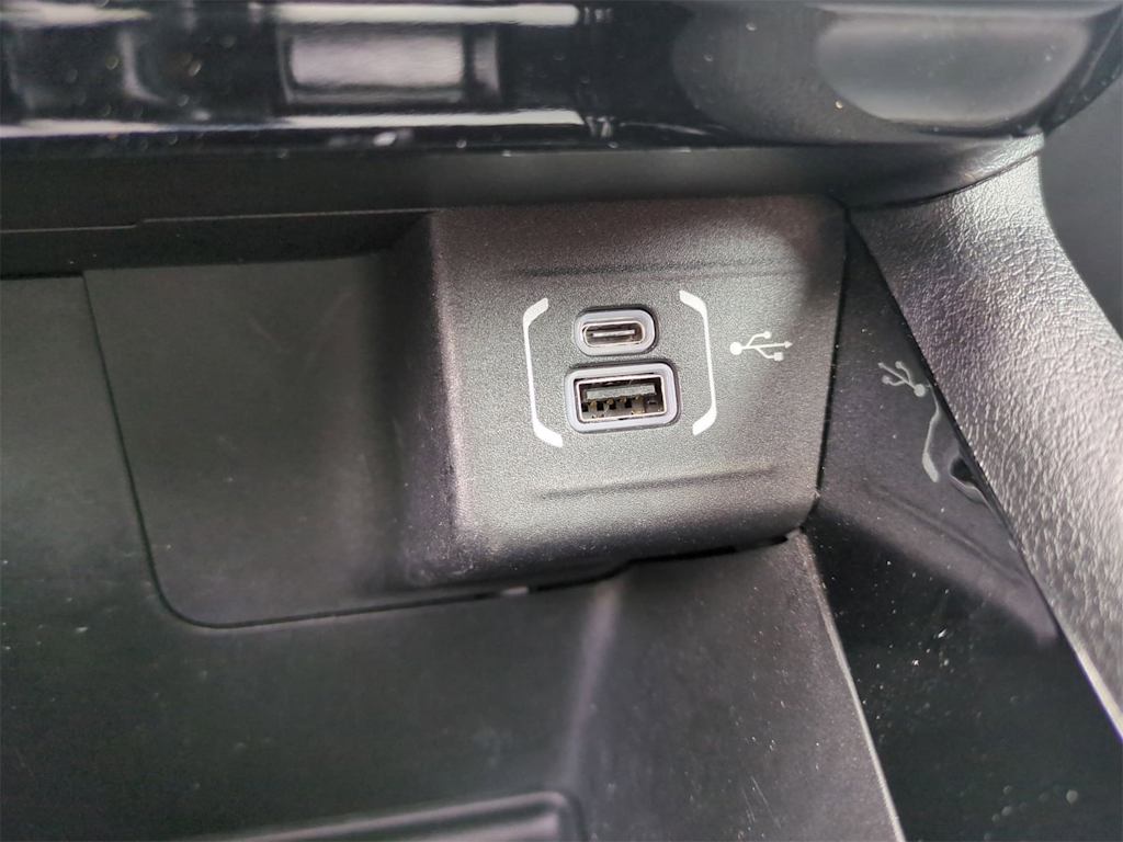 Thumbnail: 2022 Jeep Compass - 37