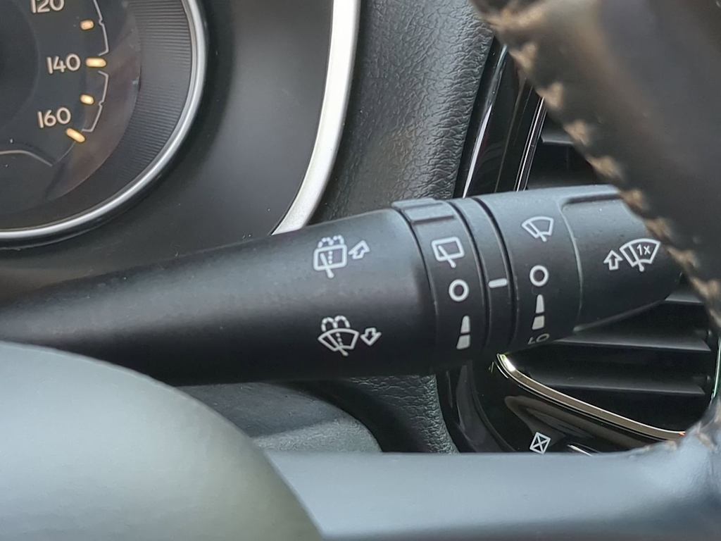 Thumbnail: 2018 Jeep Compass - 31