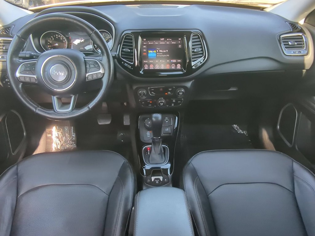 Thumbnail: 2021 Jeep Compass - 9