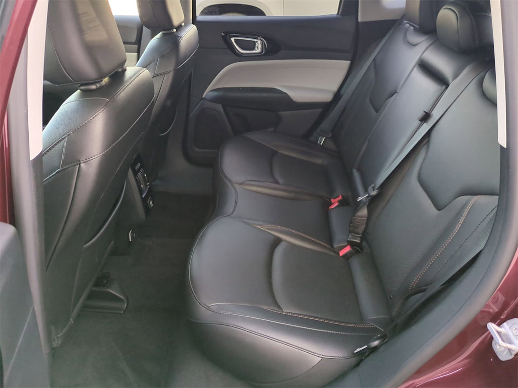 Thumbnail: 2022 Jeep Compass - 12