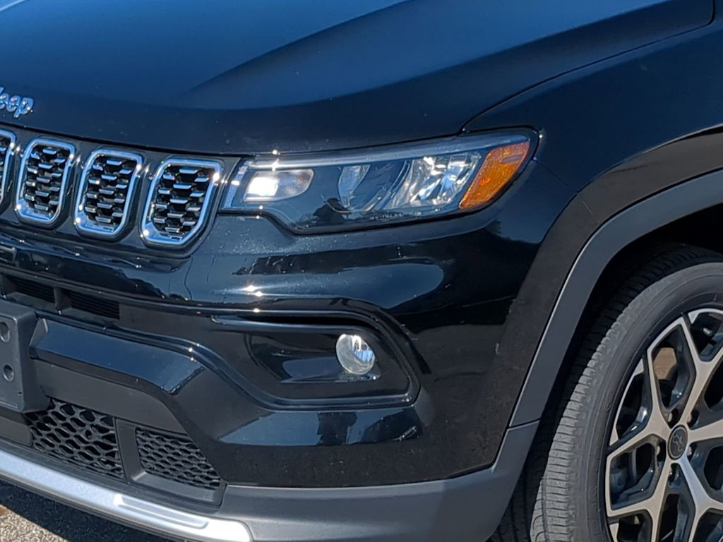 Thumbnail: 2025 Jeep Compass - 24