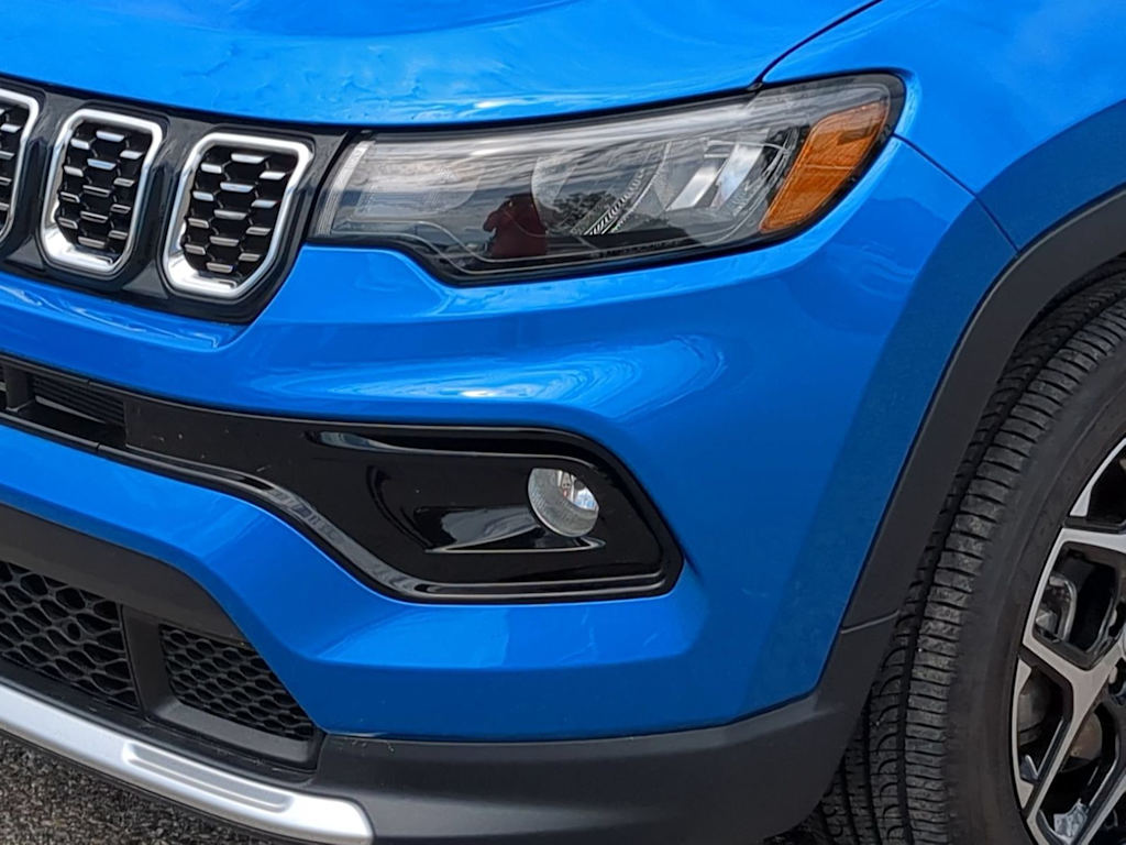 Thumbnail: 2024 Jeep Compass - 24