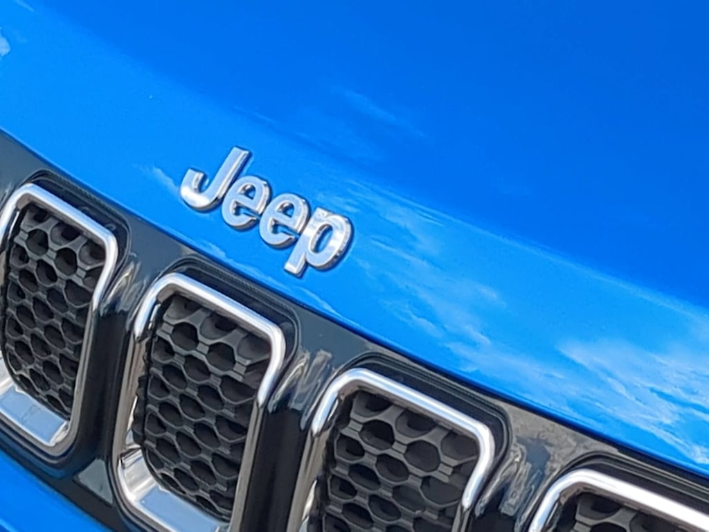 Thumbnail: 2023 Jeep Compass - 7