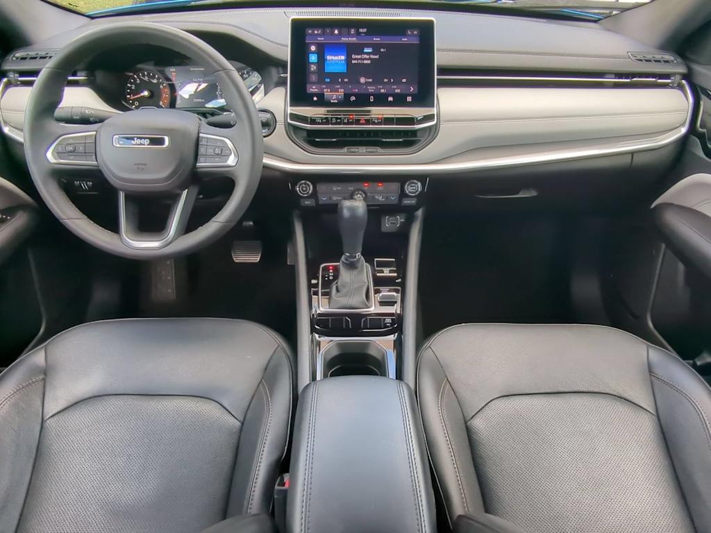 Thumbnail: 2023 Jeep Compass - 9
