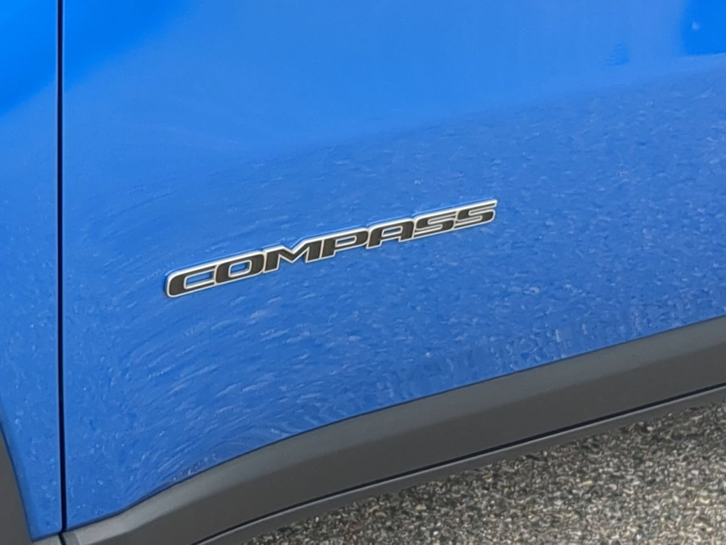 Thumbnail: 2023 Jeep Compass - 23