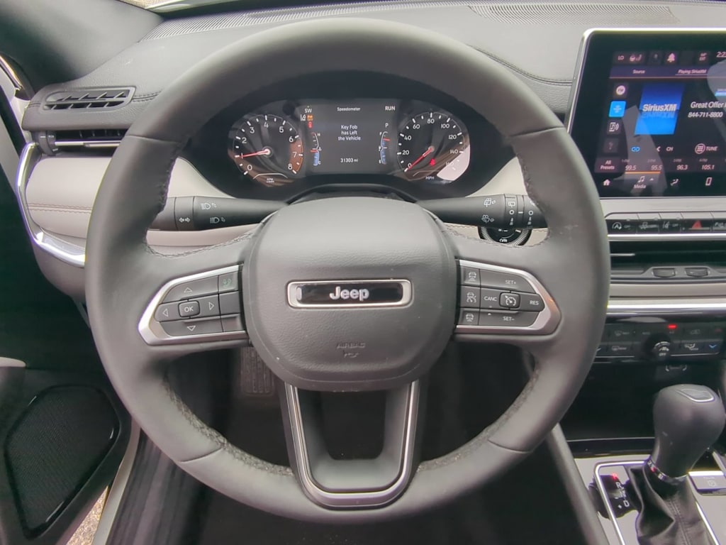 Thumbnail: 2022 Jeep Compass - 13