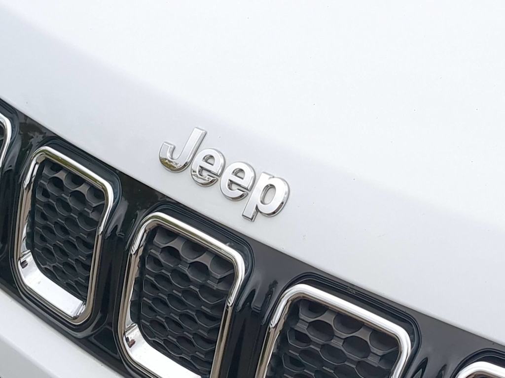 Thumbnail: 2022 Jeep Compass - 7