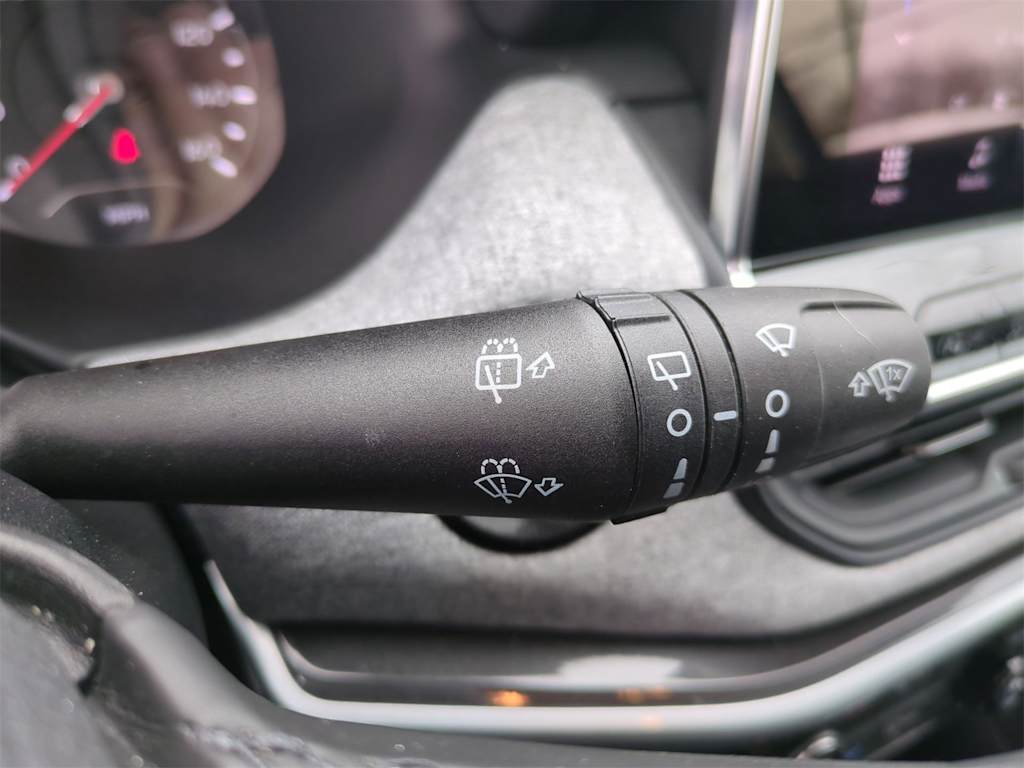 Thumbnail: 2022 Jeep Compass - 30